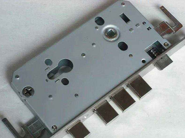 双清24小时上门开锁公司